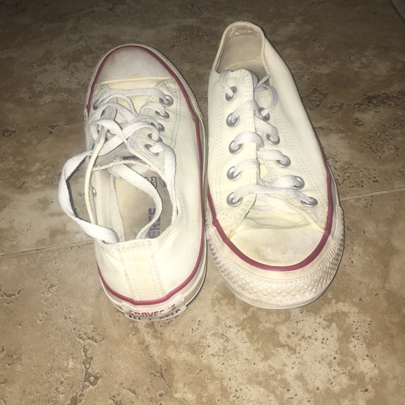 white converse - Picture 2 of 2